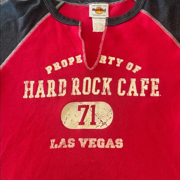 Vintage Hard Rock Cafe Women’s Red/Gray 3/4” Sleeve Tee - Picture 4 of 6